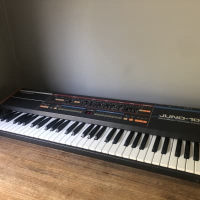 Roland Juno-106 61-Key Programmable Polyphonic Synthesizer 1984 - 1985 - Black