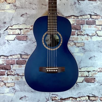 Art & Lutherie Ami Cedar Parlor Acoustic Guitar in Black | Reverb 