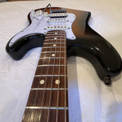 Fender 60th Anniversary Deluxe Power Stratocaster HSS with Fishman Piezo Pickup image 4