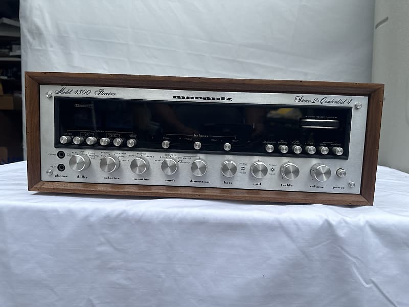 Marantz Model 4300 Stereo 2 + Quadradial 4 Receiver 1970s - Silverface  			