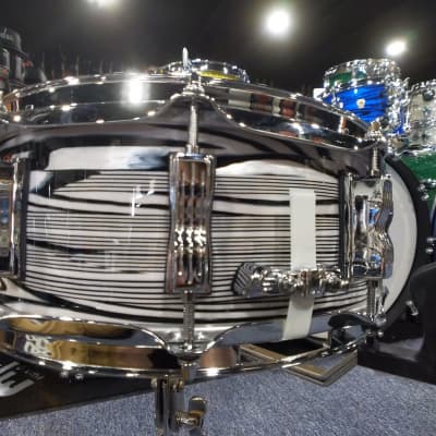 Ludwig Classic Maple Custom 2020 White Strata 5 X 14 Snare Drum NEW / Authorized Dealer / Free Ship! image 5