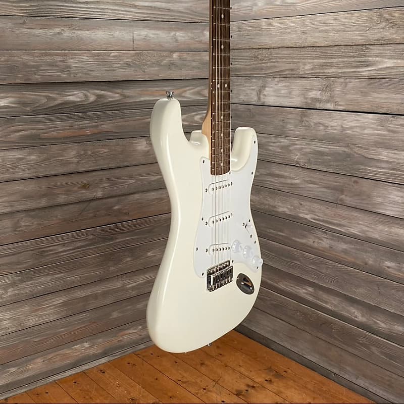 Squier by Fender Bullet Stratocaster Guitar in Olympic White