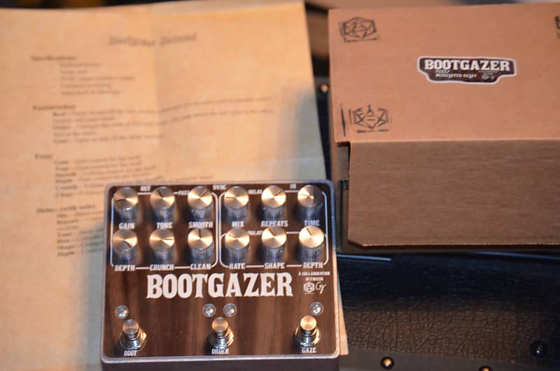 Bardic Audio Bootgazer brown Fuzz Delay guitar pedal bass Reverb
