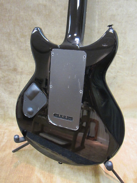 2004 Yamaha AES FG Frank Gambale Signature Black Very Rare 2004 Yamaha AES FG Frank Gambale Signature Black Very Rare