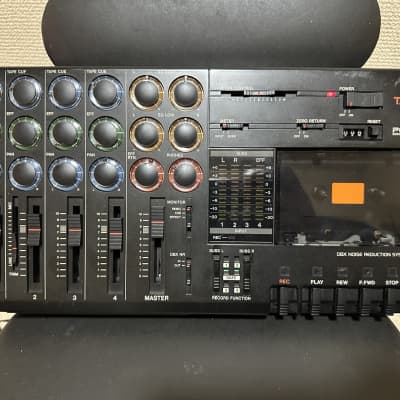 TASCAM MIDIStudio 644 CASSETTE MULTITRACK Recorder with the