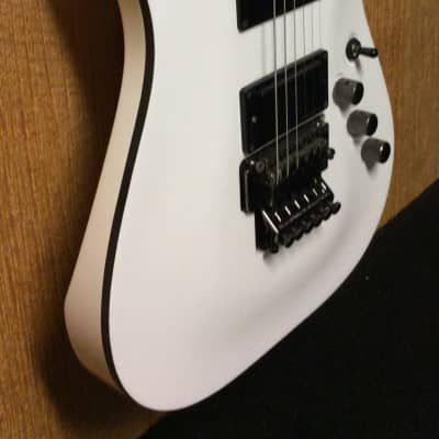 Schecter C-1 FR image 3