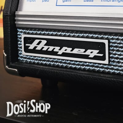 Ampeg Micro VR Head - 200 Watt Compact Solid State Bass Amp Head image 2