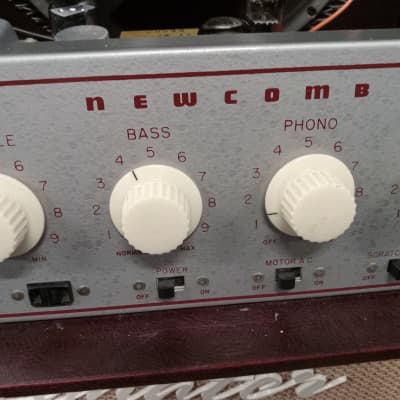 Vintage Early 1950's Newcomb 6 Watt Amplifier Great For A Harp Player or Guitar player image 11