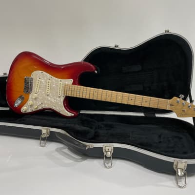 Fender American Deluxe Stratocaster Ash with Maple Fretboard 2004 - 2010 - Aged Cherry Burst for sale
