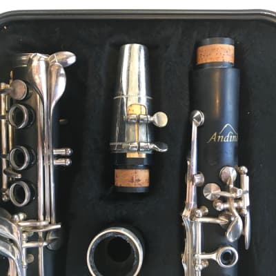 Andino Student B♭ Clarinet by Luis Rossi complete with Case [USED] image 3