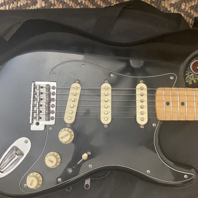 2018 Mexican Strat Black image 6