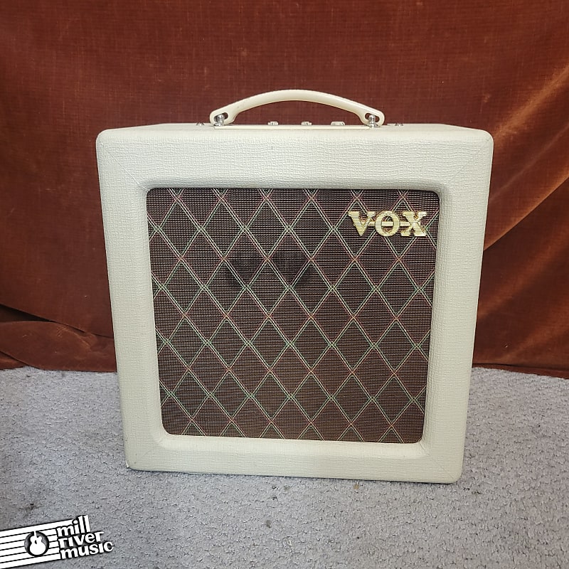 Vox AC4TV 1x10