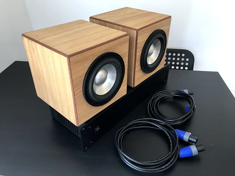 PROFESSIONAL STUDIO MONITORS SUPER CUBES 5