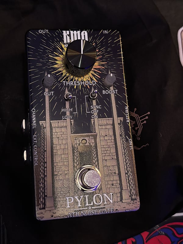 KMA Audio Machines Pylon