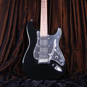 2004 Squier by Fender Stratocaster Standard -Black with 2004 Squier by Fender Stratocaster Standard -Black with