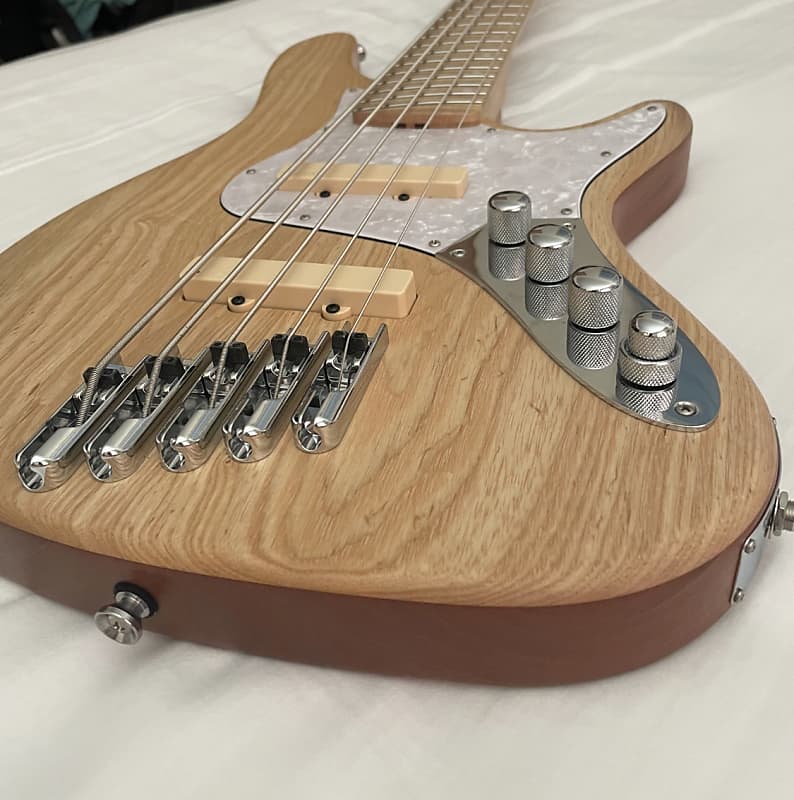 Kiesel JBM5 5-String Multiscale Electric Bass Guitar 2021 Kiesel JBM5 5-String Multiscale Electric Bass Guitar 2021