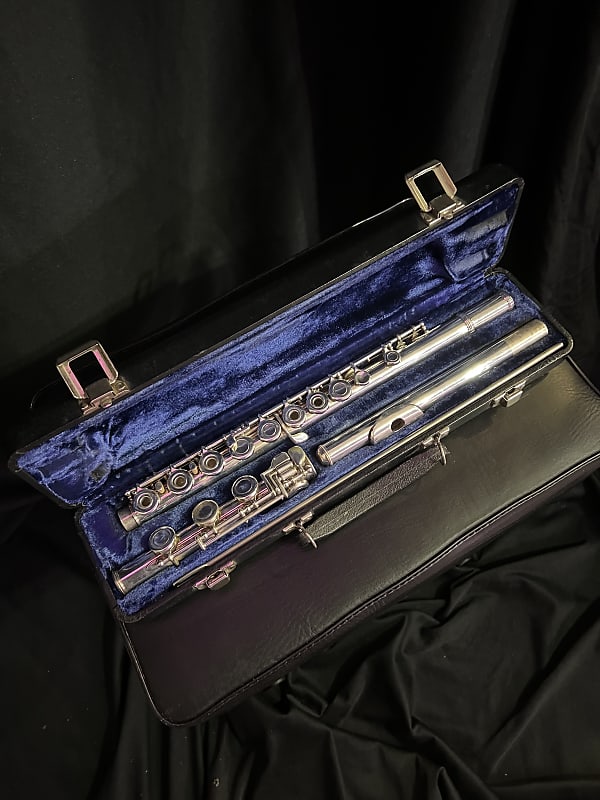 Armstrong OpenHole Flute (RM237) Reverb