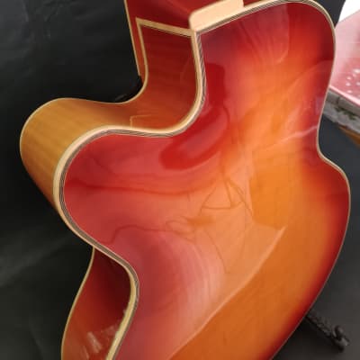 Yunzhi Model 810 Jazz Archtop Guitar 2021 - Solar Color image 4
