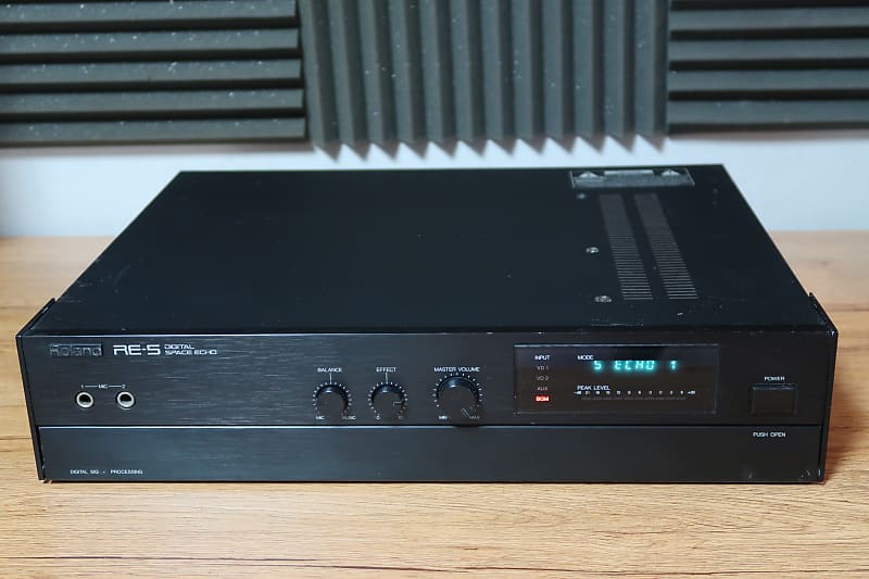 Roland ローランド RE-5 デジタル スペース エコー Roland RE-5 Digital Space Echo | Reverb