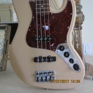 Fender 60th Anniversary Power Jazz Bass Classic Series 2006 Honey Blonde Fishman Piezo Bridge W/Case image 19