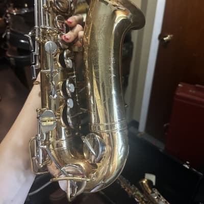 The Martin Imperial Kenosha U.S.A. Alto Saxophone / 320322 image 7