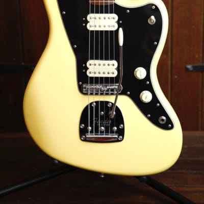 Fender Player Series Jazzmaster PF Buttercream Electric Guitar Pre-Owned for sale