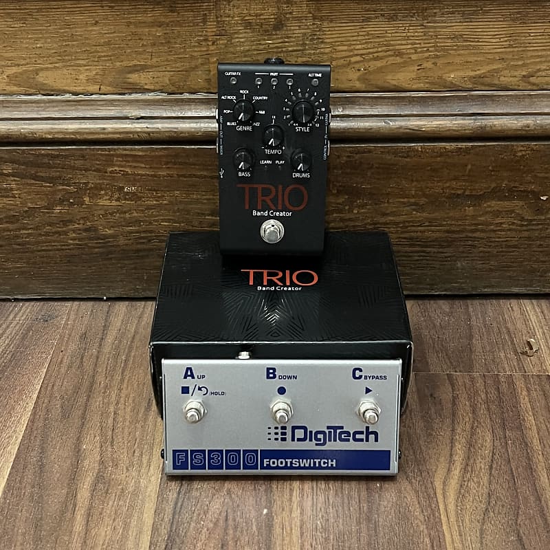 Digitech Trio Plus Band Creator & FS300 Foot Switch Pedal (Pre-Owned) |  Reverb