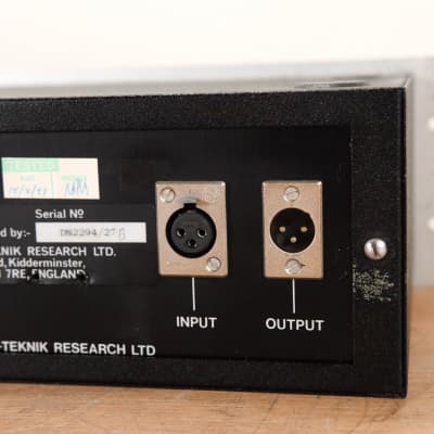 Klark Teknik DN27 27-Band Graphic Equalizer CG007LN image 7