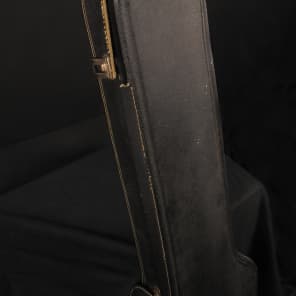 Gibson  Vintage EB-2 Case w/Metal Logo 1967 image 5