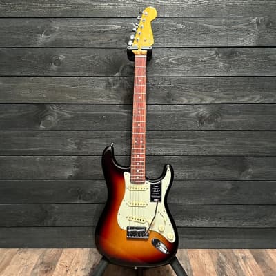 Fender American Ultra Stratocaster Rosewood Fingerboard Electric Guitar Ultraburst image 12