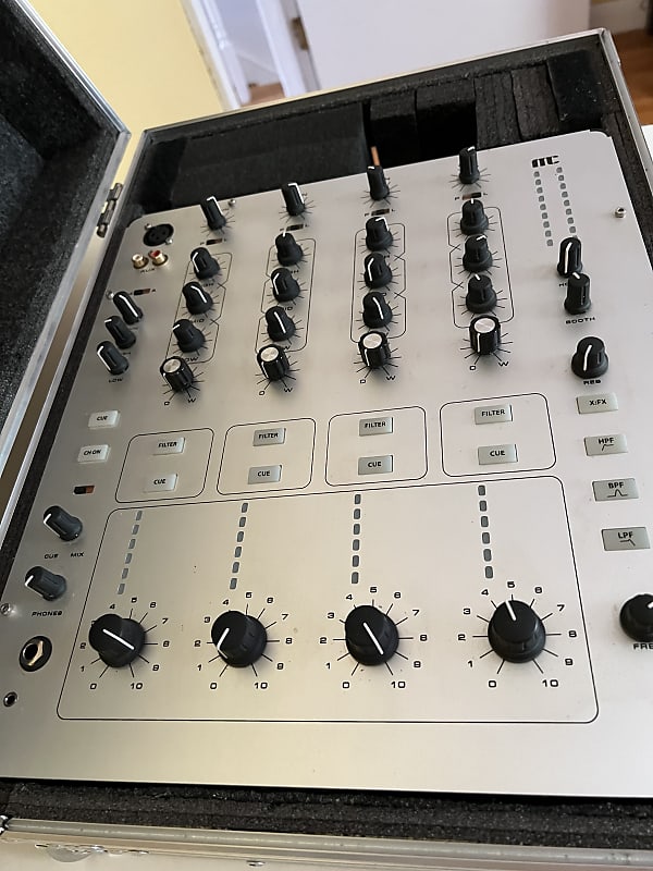 Allen & Heath XONE:43C 4+1 Channel DJ Mixer w/ Soundcard | Reverb