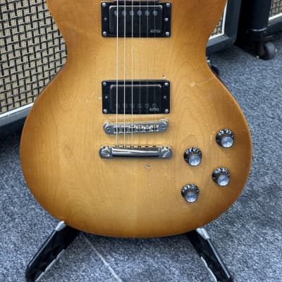 Gibson Les Paul Tribute 2019 - Present - Satin Honeyburst image 1