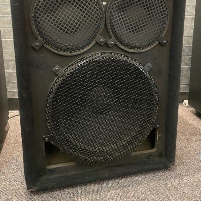 Carvin Carvin 1588 Bass Cabinet Bass Cabinet (Charlotte, NC) for sale