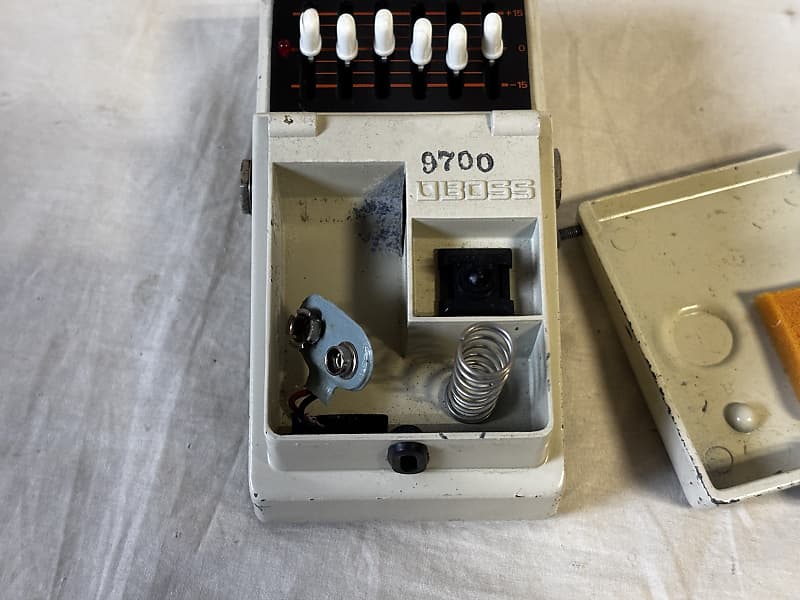 BOSS GE-6 グラフィック イコライザー　made in JAPAN s-l400.jpg