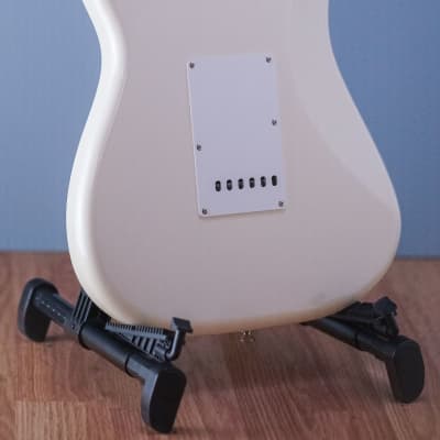 Fender JV Modified 60s Stratocaster Olympic White DEMO image 5
