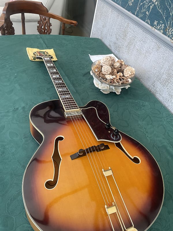 ギター Epiphone EMPEROR REGENT AS Epiphone Emperor Regent 1995 - 2011 | Reverb UK