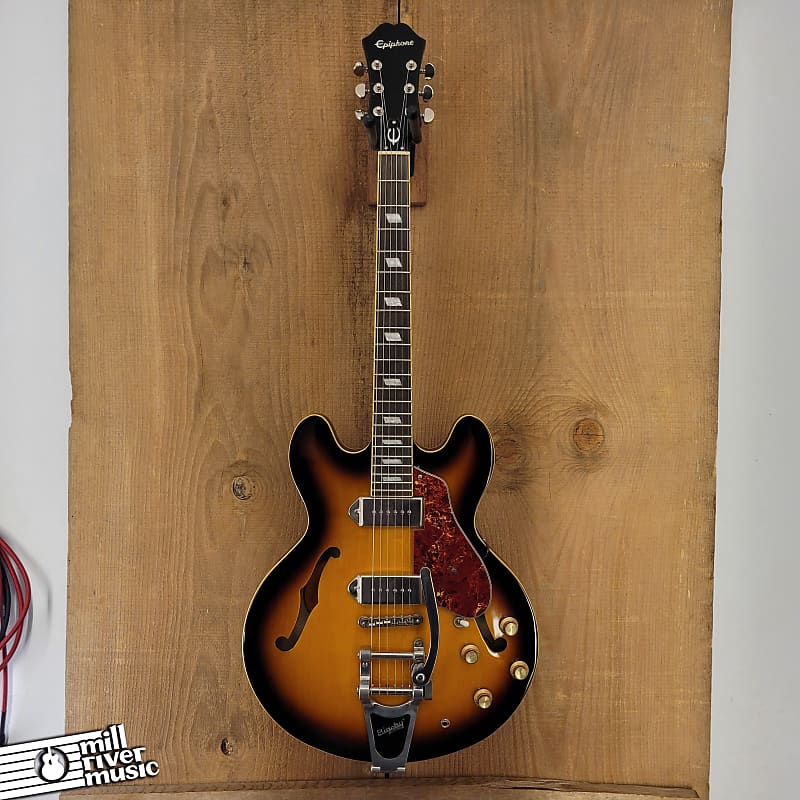 Epiphone 2015 Casino Vintage Sunburst Hollowbody Bigsby w