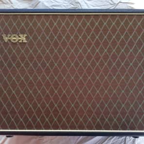 Vox V212BN 60-Watt 2x12 Ceramic Guitar Speaker Cabinet