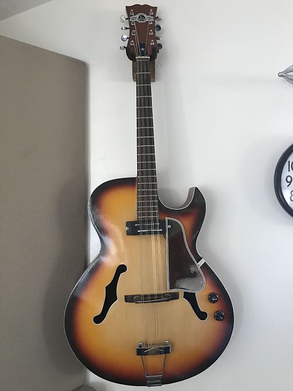 Soares'y Potbelly Octave Mandolin Archtop Electric, Sunburst | Reverb