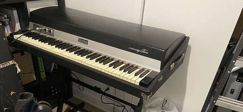 Fender Rhodes Mark I Stage 73-Key Electric Piano 1976 - Black Rounded Top image 1