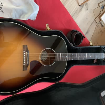 Gibson J-45 Standard 2020 image 2