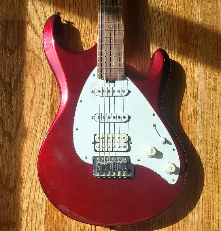 ■OLP MM4 ERNIE BALL Musicman Silhouette OLP MM4 Blue Sparkle – Chicago Music Exchange