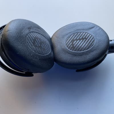 Bose Soundlink Bluetooth Headphones ( Triple Black ) image 5
