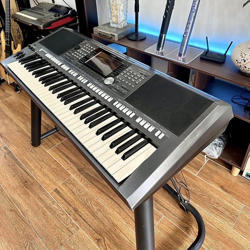Keyboard yamaha psr s970 on sale
