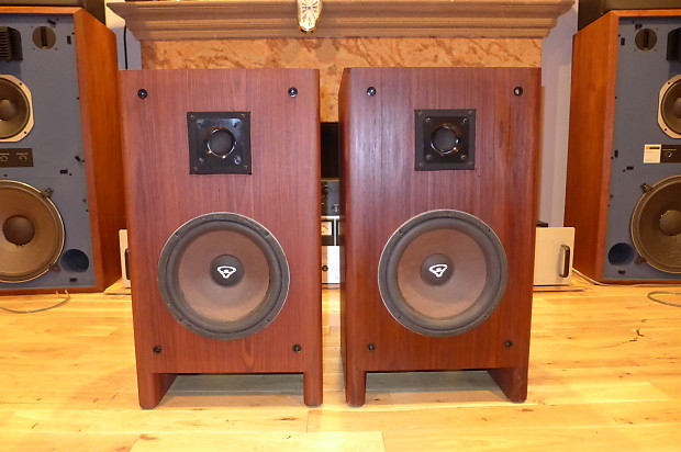 Pair of Vintage Cerwin Vega Q 1 speakers Made in USA Modern Mid Century Walnut