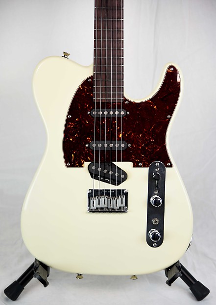 Tom Anderson Short Hollow T Style Classic Burst Guitar