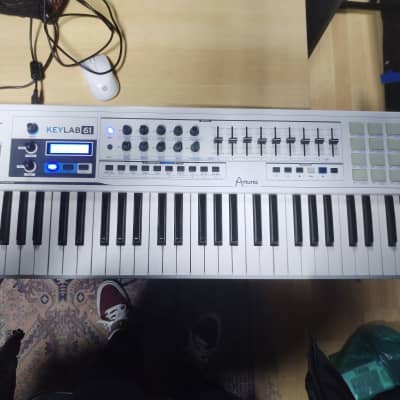 Arturia KeyLab 61 MIDI Controller 2013 - 2017 - White