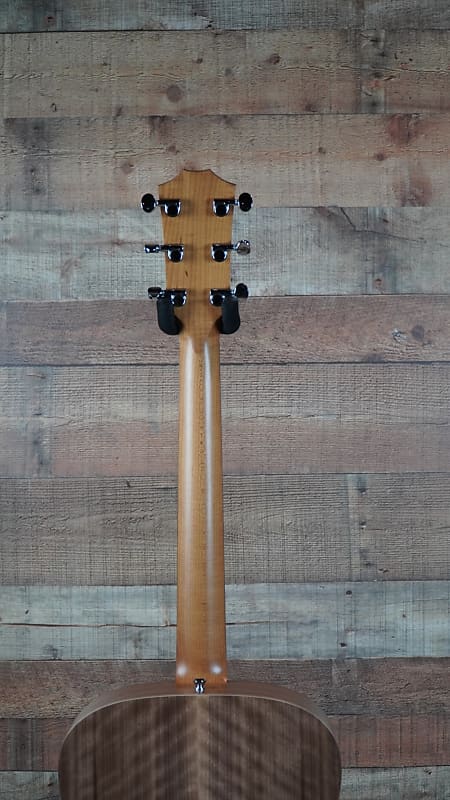 Baby Taylor (BT1) Layered Walnut Acoustic Guitar