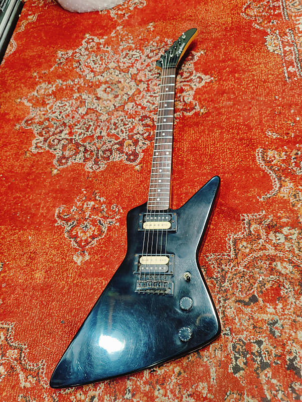 Epiphone エクスプローラー Brendon Small 