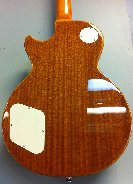 2010 Epiphone Les Paul Standard Plus Top Trans Amber w/ gig bag